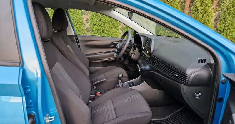 Hyundai i20 cena 61900 przebieg: 44000, rok produkcji 2022 z Żukowo małe 172